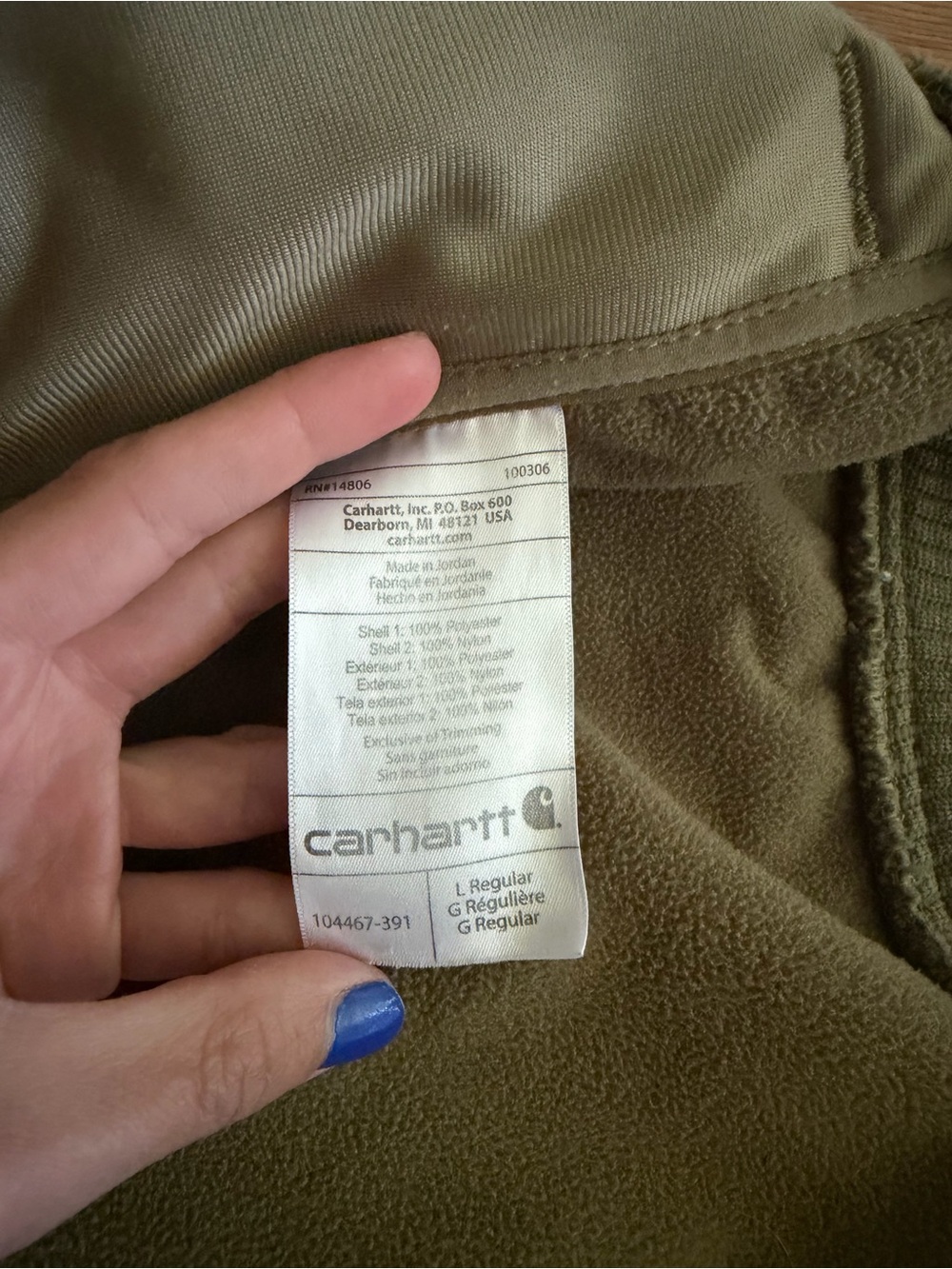 Men’s size large Carhartt yukon defender jacket. Olive/ Army green color. - Picture 4 of 4
